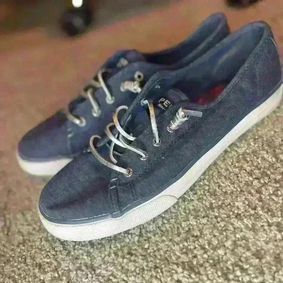 Slip on Sperry topsider size 5 Womens - Picture 2 of 5